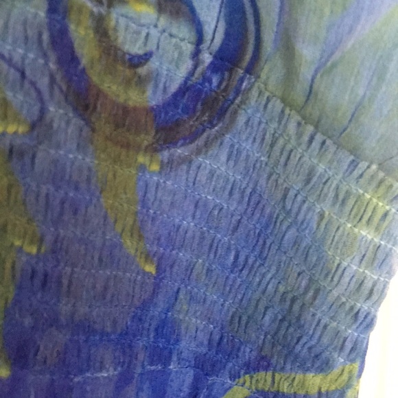 Unity World Wear Blouse - Picture 5 of 5